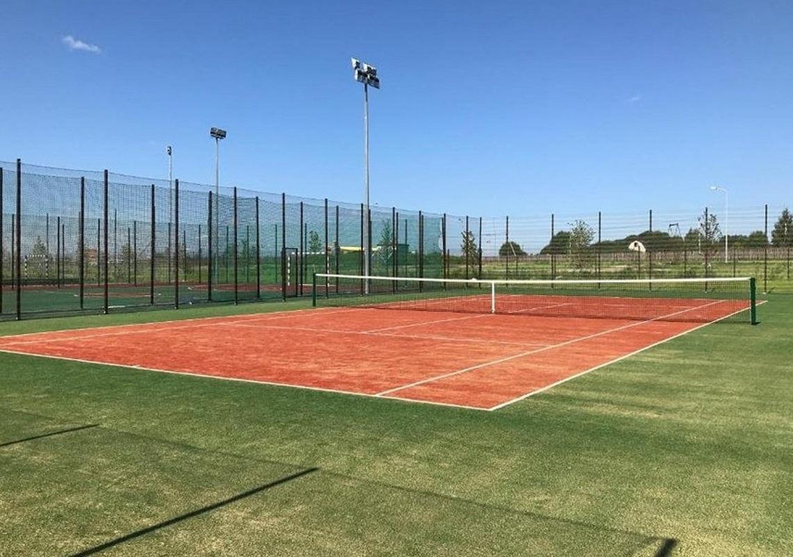 azim-tennis